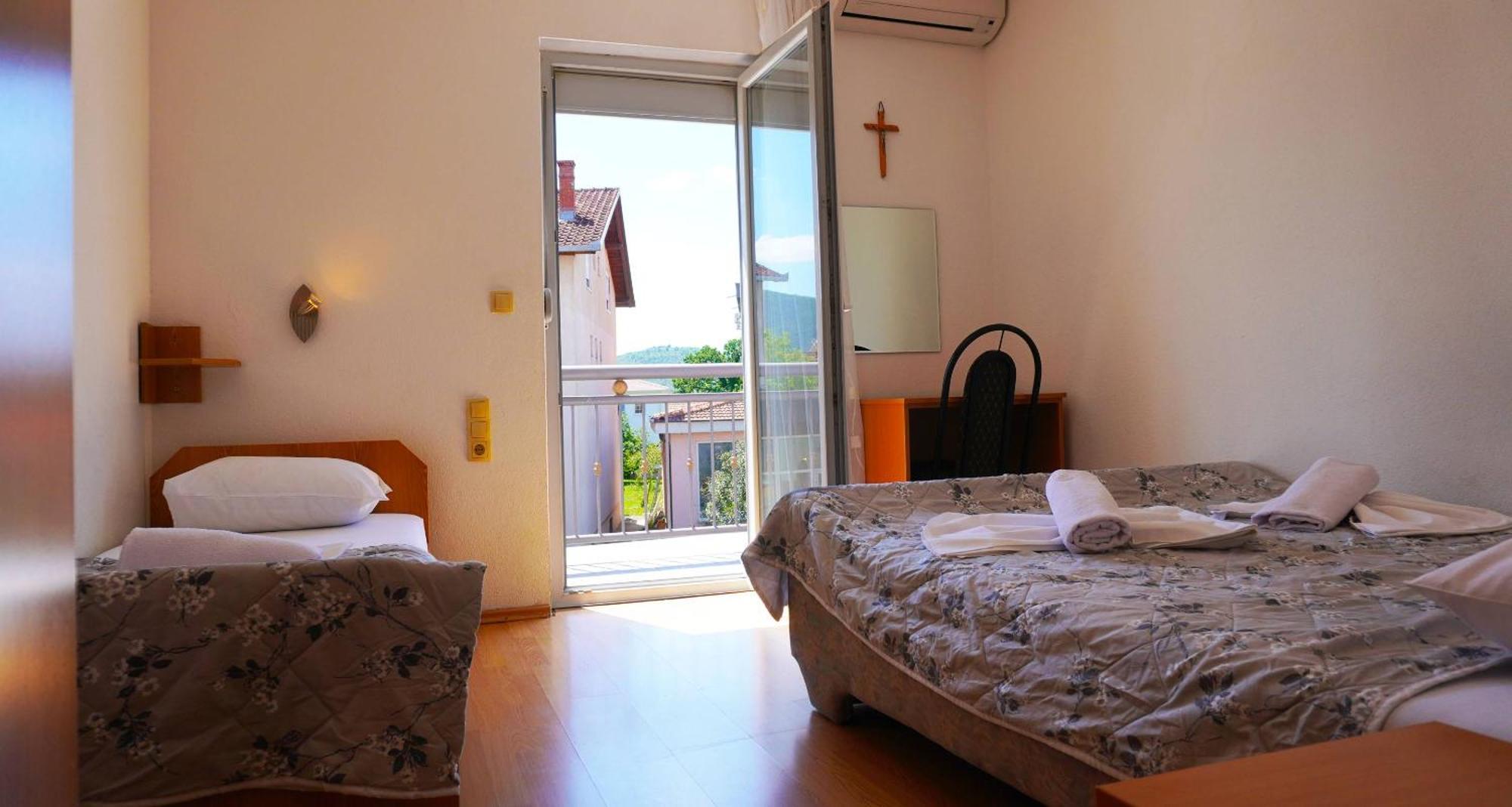 Pansion Viola Hotel Medugorje Bagian luar foto